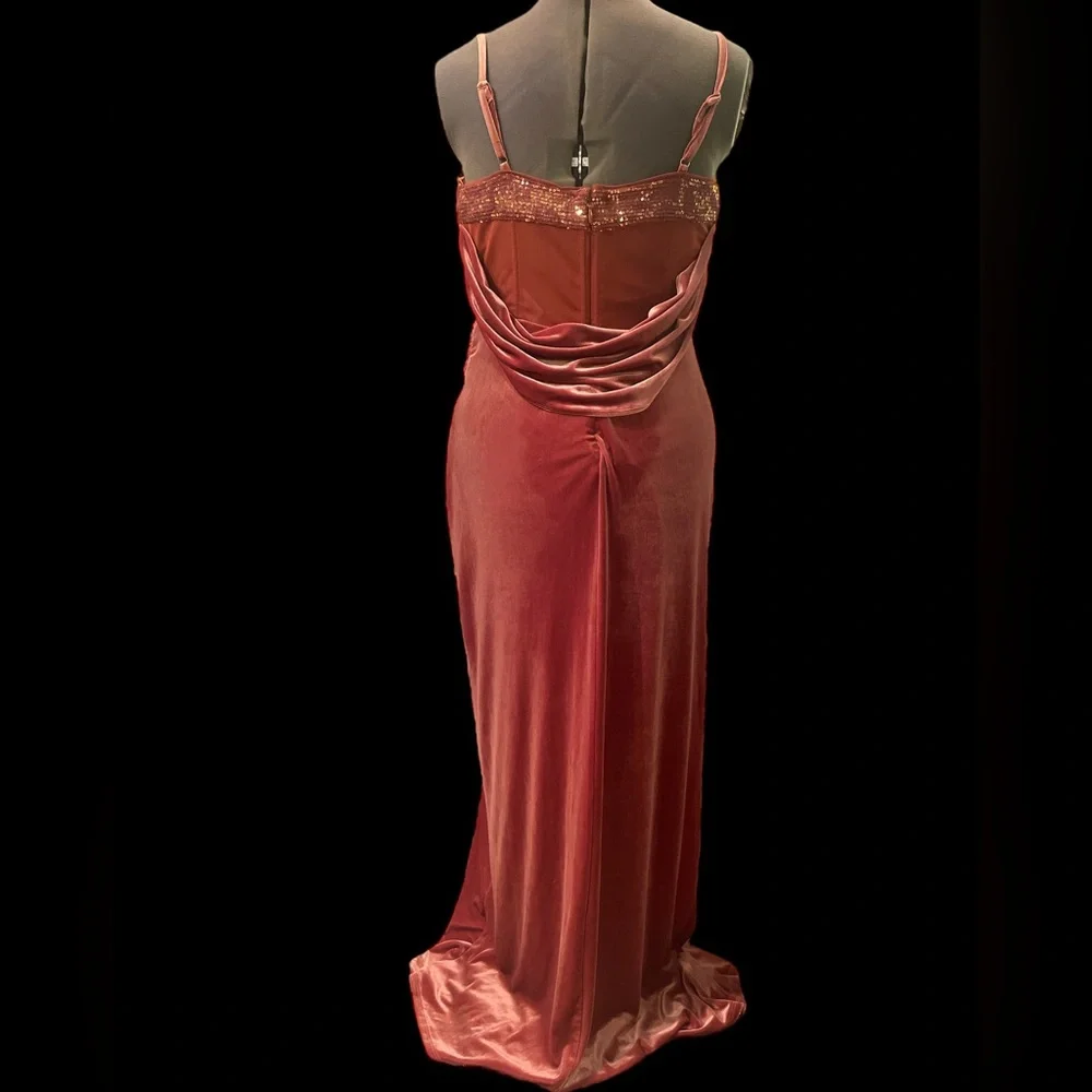 NWT BCBGMAXAZRIA Size L gown - Picture 5 of 5